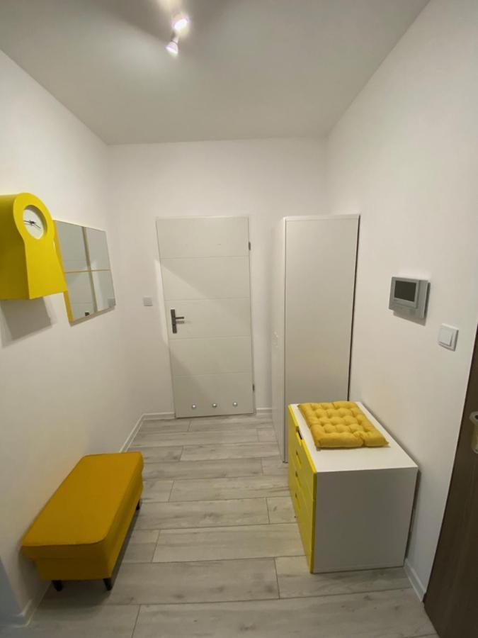 Apartament Nice Stay لوبين المظهر الخارجي الصورة