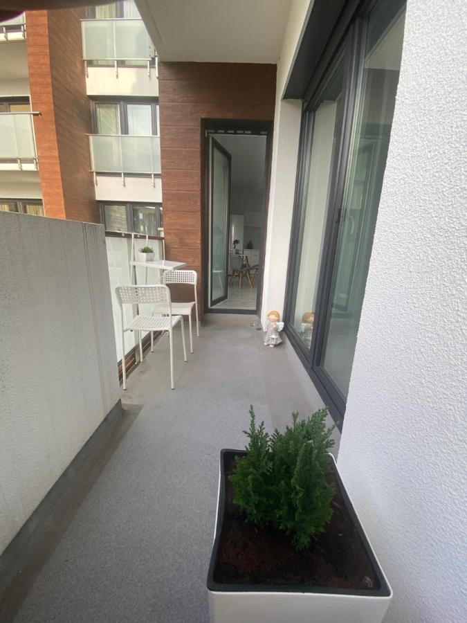 Apartament Nice Stay لوبين المظهر الخارجي الصورة