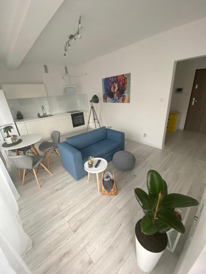 Apartament Nice Stay لوبين المظهر الخارجي الصورة